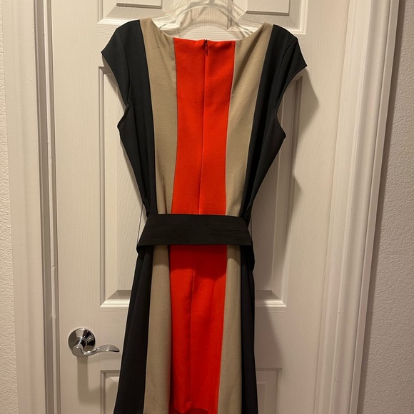 EUC ROBBIE BEE DRESS - Picture 8 of 8